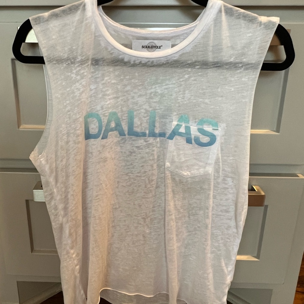 SoulCycle Women's White Dallas Burnout Tissue Tee Muscle T-Shirt size small GUC